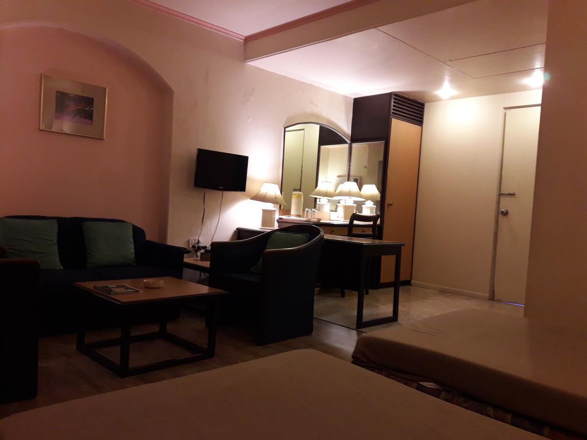 Hotel Bluehill Bhavnagar Luaran gambar